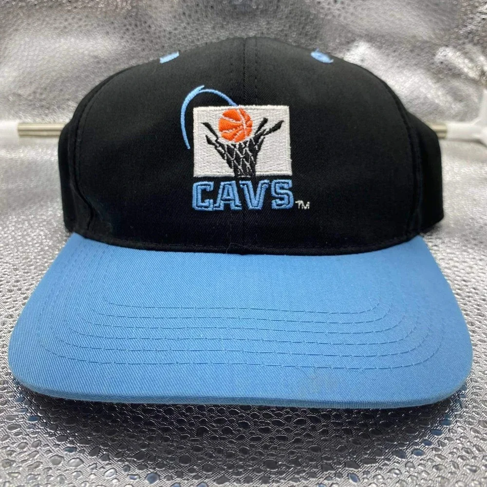 Cleveland Cavaliers Mens OSFA Black Blue Snapback‎ Hat